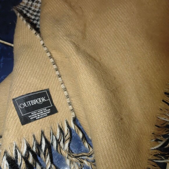 Scarf Houndstooth Fringe Outbrook Acrylic Material Black Tan Classic Style - Picture 7 of 7